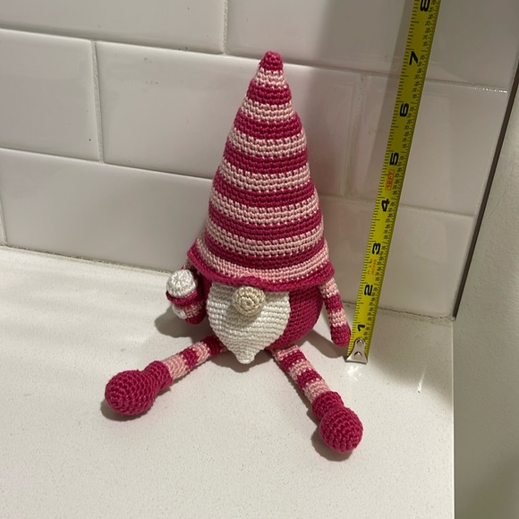 Handcrafted Pink Valentine Valentines Barbie Coffee Gnome Decor Amigurui Crochet - Picture 8 of 11